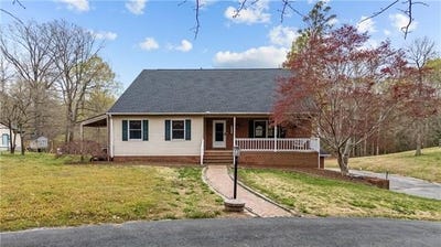 /international/us/6960-hidden-brook-drive-gloucester-va-110097971254/