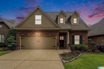 /international/us/379-barrington-court-irondale-al-110100158430/