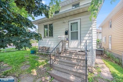 /international/us/830-n-9th-ave-e-duluth-mn-110101329827/?lang=es
