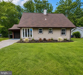 /international/us/9-bonnie-lane-willingboro-nj-110108937902/