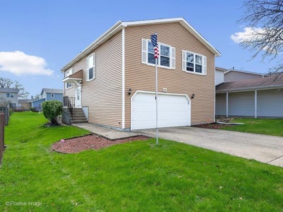 /international/us/381-thorncliffe-drive-glendale-heights-il-110107311293/
