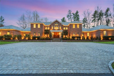 /international/us/2-factory-pond-road-lattingtown-ny-110098851811/?lang=zh-cn