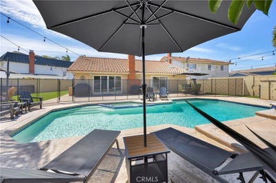 /international/us/5141-churchill-avenue-westminster-ca-110108534992/