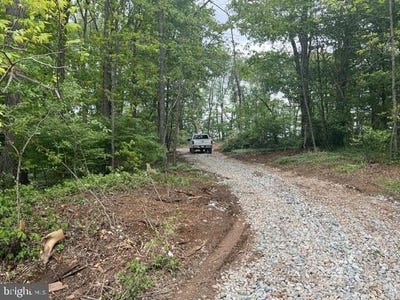 /international/us/1085-stoney-hill-road-quarryville-pa-110108126066/