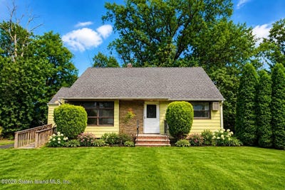 /international/us/77-independence-drive-roselle-nj-110119960626/