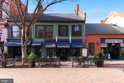 /international/us/105-n-loudoun-street-winchester-va-110108474841/