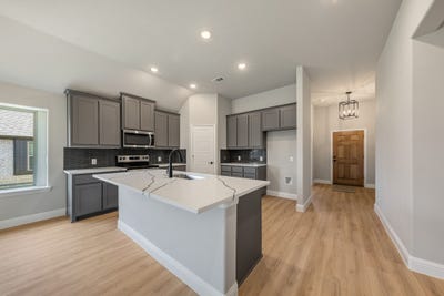 /international/us/2453-sundial-lane-cleburne-tx-110110332833/