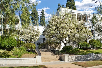 /international/us/190-arroyo-terrace-pasadena-ca-110107196148/