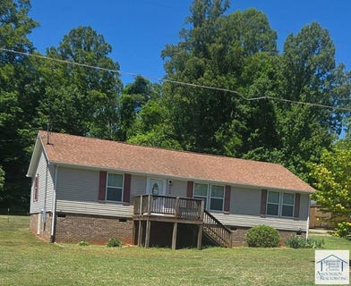 /international/us/200-station-dr-martinsville-va-110108303561/