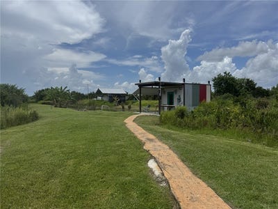 /international/us/15050-115th-street-fellsmere-fl-110101200138/?lang=en