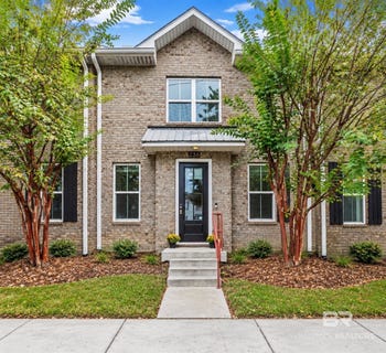 /international/us/236-devilliers-pensacola-fl-110120585339/