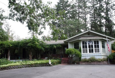 /international/us/751-espey-road-grants-pass-or-110101436491/