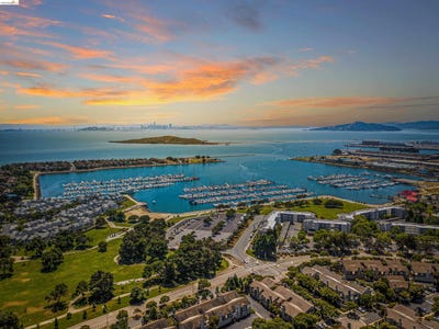 /international/us/2101-jetty-dr-richmond-ca-110107718208/
