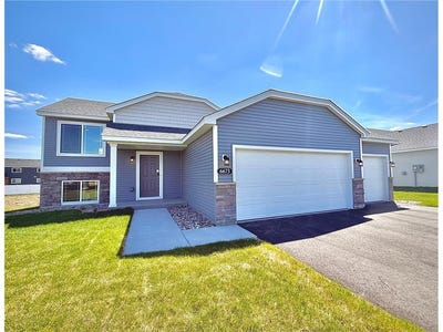 /international/us/6673-granby-street-north-branch-mn-110107907857/