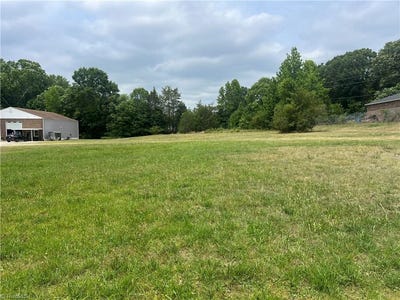 /international/us/plummer-drive-archdale-nc-110108781059/