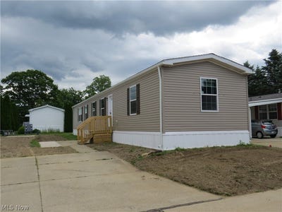 /international/us/2663-lake-breeze-drive-madison-oh-110107038132/