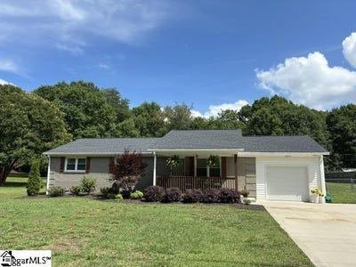 /international/us/606-e-darby-road-taylors-sc-110107386313/