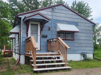 /international/us/1715-budd-avenue-maple-plain-mn-110108723915/