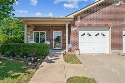/international/us/108-st-andrews-drive-grove-ok-110107482717/