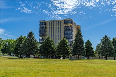 /international/us/1400-poly-drive-billings-mt-110108476570/