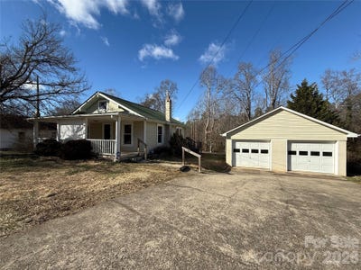/international/us/2168-enon-road-morganton-nc-110105069085/