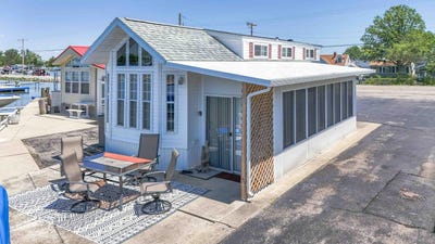 /international/us/9355-ohio-708-lakeview-oh-110108437822/