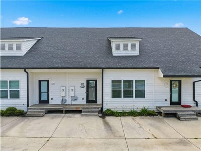 /international/us/119-jones-street-cartersville-ga-110109037164/