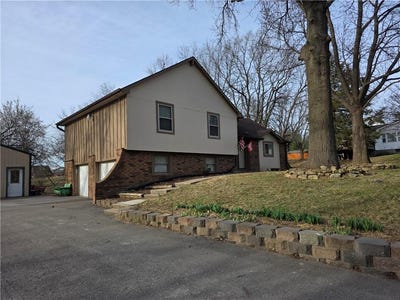/international/us/1818-hilltop-drive-country-club-mo-110108999731/