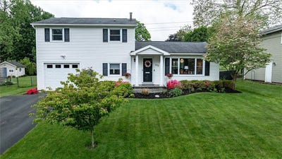 /international/us/106-summit-street-fairport-ny-110108347259/