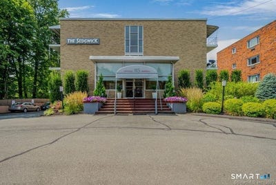 /international/us/115-s-main-street-west-hartford-ct-110108976593/
