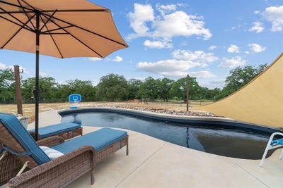 /international/us/449-county-road-4794-boyd-tx-110101217344/