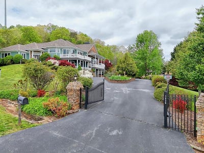 /international/us/1526-cedar-view-lane-hiawassee-ga-110098163179/