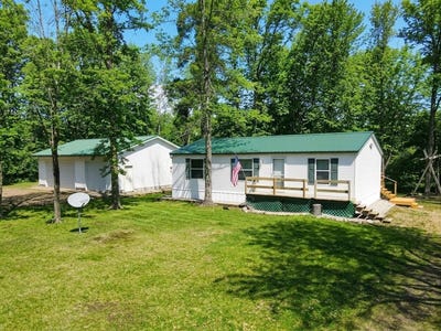 /international/us/2753-28-1-2-street-birchwood-wi-110107690844/
