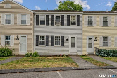 /international/us/10-lakeside-drive-ledyard-ct-110109191158/
