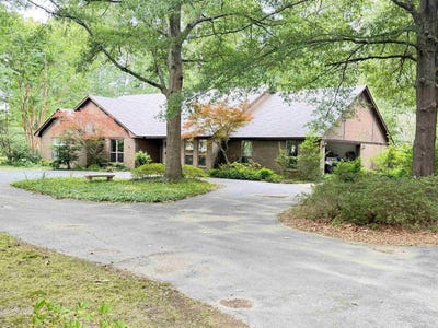 /international/us/3300-highway-104-white-hall-ar-110108152529/