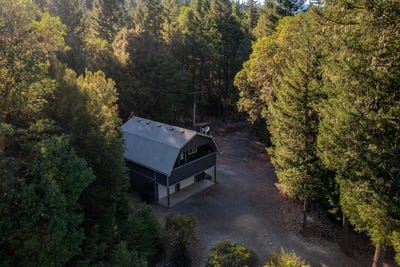 /international/us/3140-winona-road-grants-pass-or-110101393344/