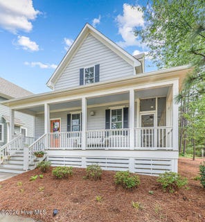 /international/us/30-station-avenue-southern-pines-nc-110108097988/