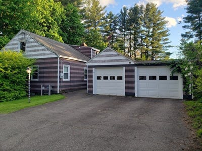 /international/us/12-greenwood-ct-easthampton-ma-110108667428/
