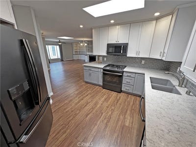 /international/us/1352-silver-lake-place-brea-ca-110098349667/