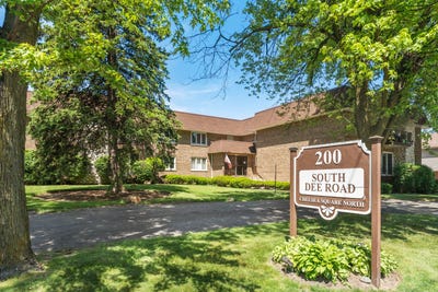 /international/us/200-s-dee-road-park-ridge-il-110108545688/
