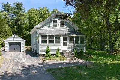 /international/us/98-haverhill-road-salem-nh-110108499401/