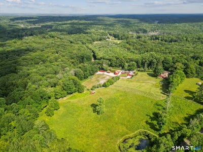 /international/us/12-jackson-road-killingworth-ct-110106621526/