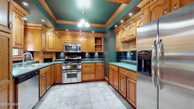 /international/us/474-n-center-street-canton-pa-110101166169/