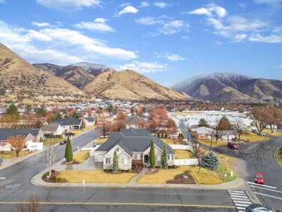 /international/us/557-s-1470-e-springville-ut-110105733604/