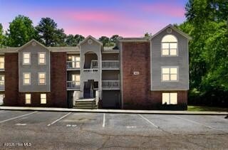 /international/us/663-bartons-landing-place-fayetteville-nc-110107572671/