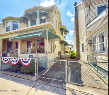 /international/us/230-s-6th-street-shamokin-pa-110100693251/