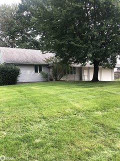 /international/us/1706-s-11th-street-oskaloosa-ia-110110270002/