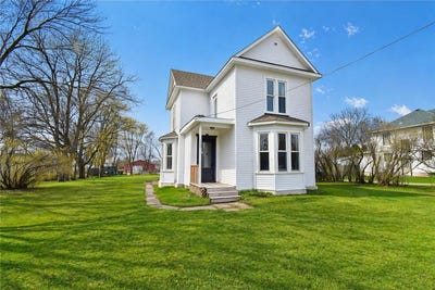 /international/us/150-broadway-avenue-s-cokato-mn-110108199210/