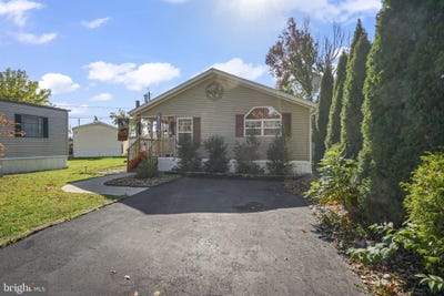 /international/us/5-sterling-court-east-windsor-twp-nj-110120560961/