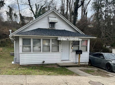 /international/us/1141-28th-street-huntington-wv-110104874960/